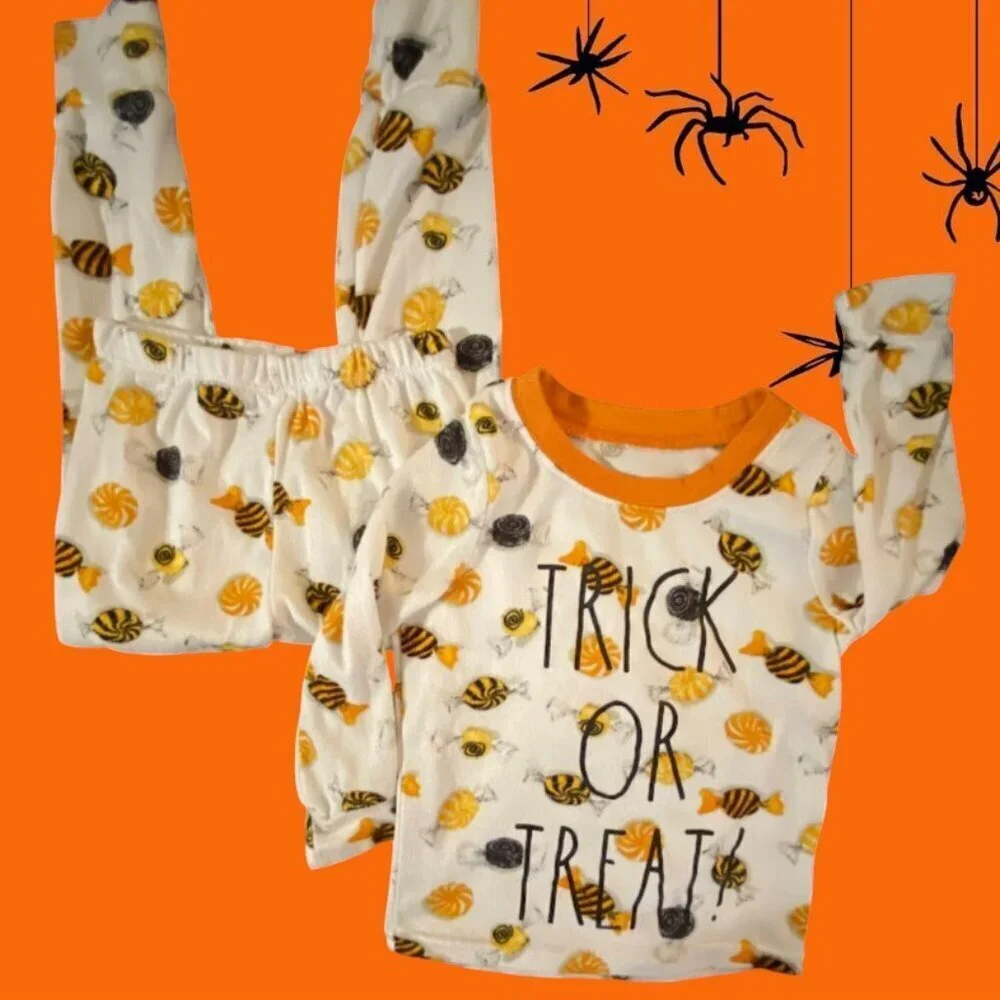 2pc Rae Dunn Graphic Halloween Pajama Set
